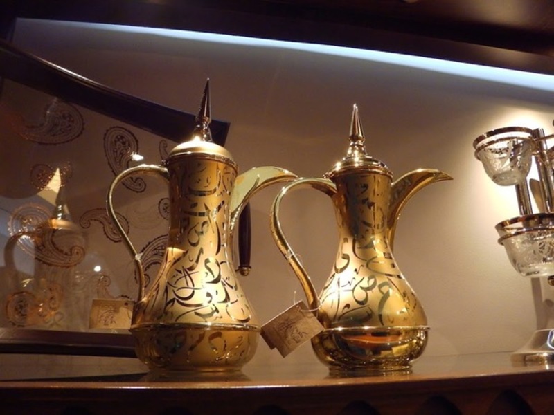 ドバイ在住ライターがお勧めする アラビック食器 En Vacation